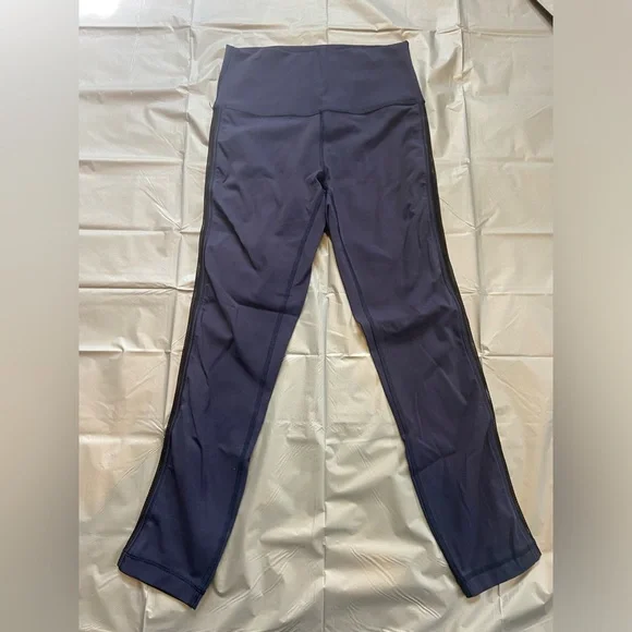 *New Conditon* Lululemon High Times Leggings with mesh panel - Picture 4 of 8